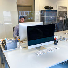 Charger l&#39;image dans la galerie, Séparation de Bureau Plexiglas - avec pinces - 1500 x 750 mm
